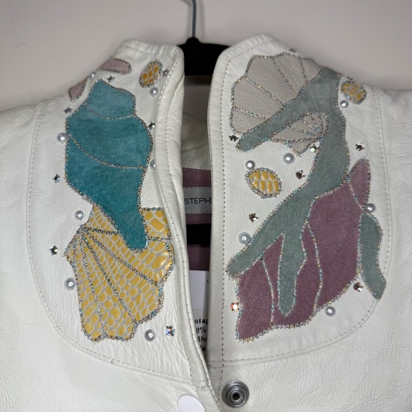 Authentic Vintage 80s Balloon Sleeve Rhinestone Pearl Seashell Leather Jacket - Picture 4 of 11